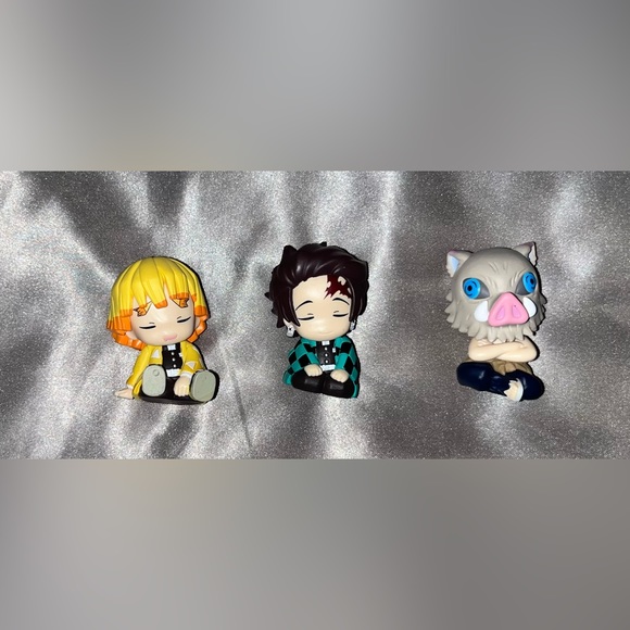 Demon Slayer Sleeping Figures Set - Picture 1 of 3